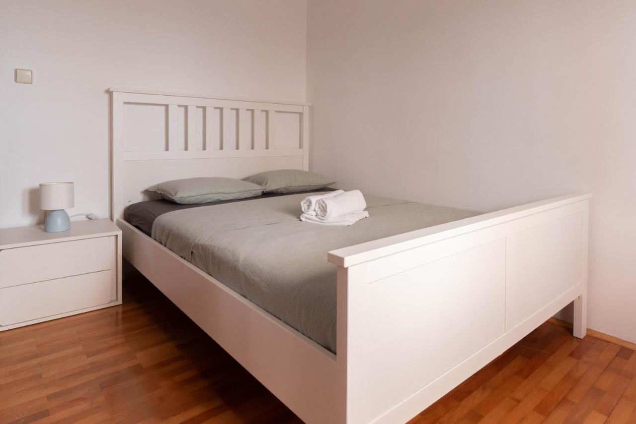 Modern Apartment Sara-Near The Beach Privlaka  Extérieur photo